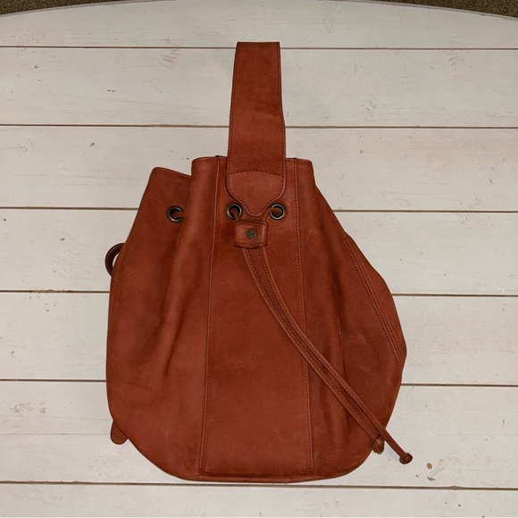 Cole Haan // Bucket bag - Picture 9 of 9